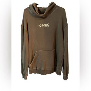 Elwood Core Hoodie in a Size Small.